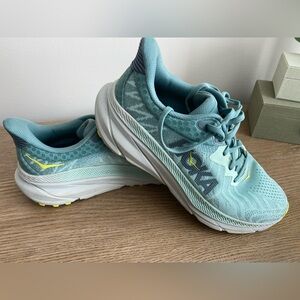 Hoka Challenger ATR  7 Running Shoes